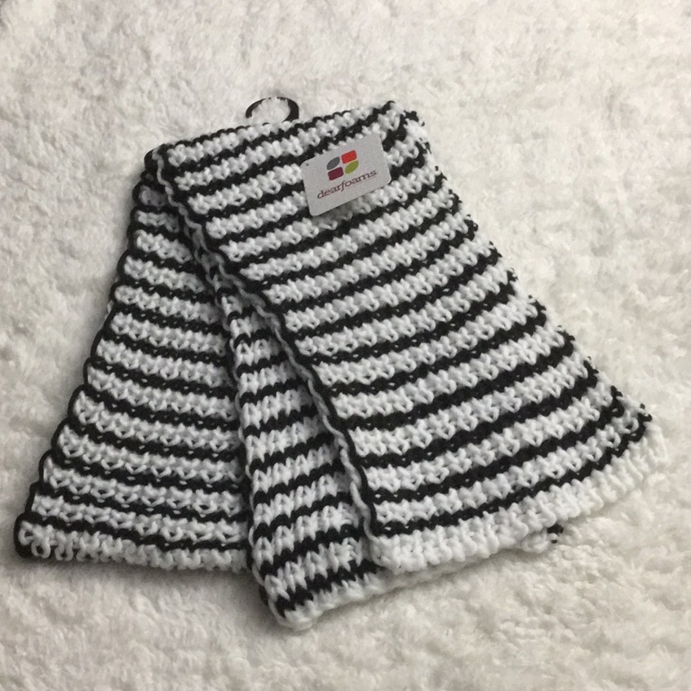 Dearfoams    Scarf